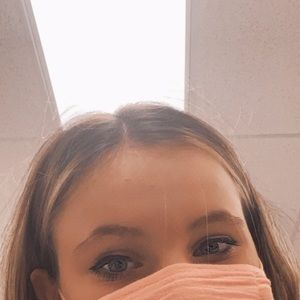 Meet your Posher, Maeve